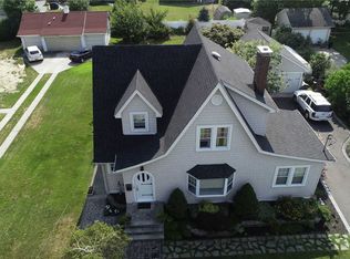 107 Roe Ave, East Patchogue, NY 11772