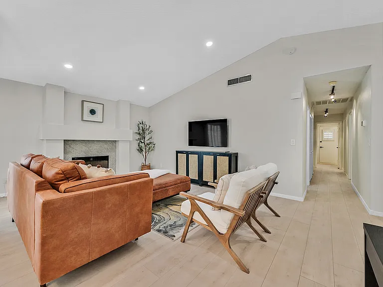 9532 Sunken Reef Cir — Photo 6