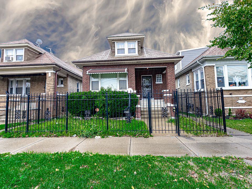 1st image of 1522 N Menard Ave