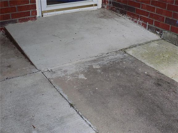 4th image of 1115 Princeton Pl