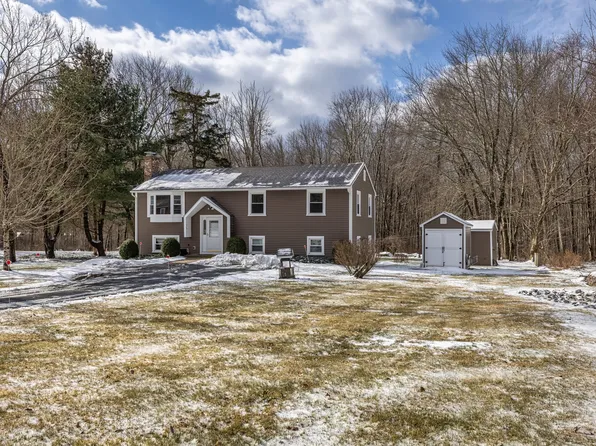 19 Hillcrest Heights, Lebanon, CT 06249