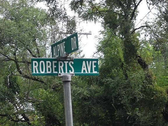 5th image of 4309 Roberts Ave