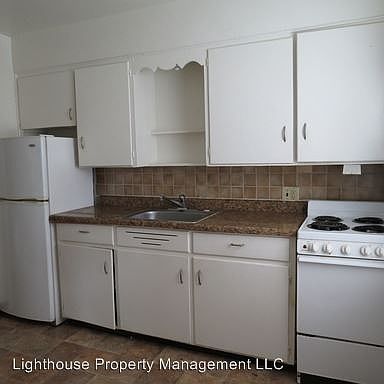 2nd image of 1193 Ottillia St SE