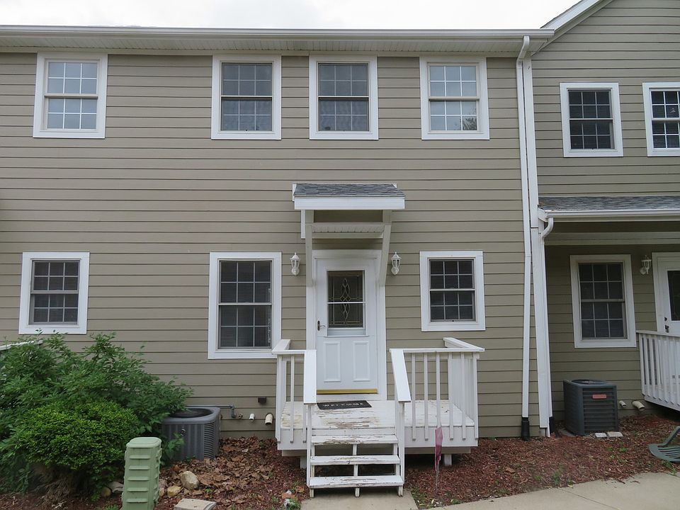 1st image of 2041 Lisbon Rd APT B