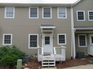 2041 Lisbon Rd APT B, Morris, IL 60450