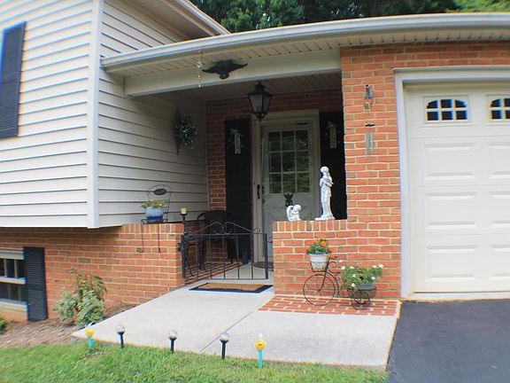 3rd image of 4113 White Dove Ln