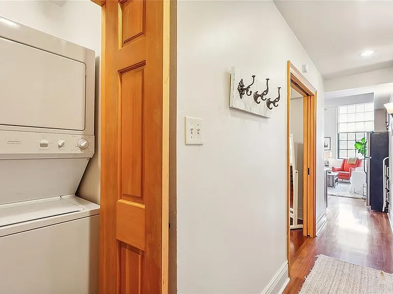920 Poeyfarre St #343 — Photo 7