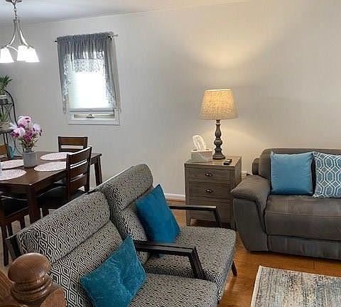 5th image of 165 Holland St #14-14-14