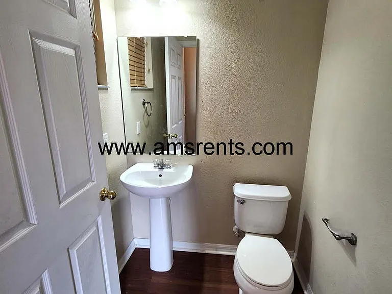 4036 Meadowlark Dr — Photo 6