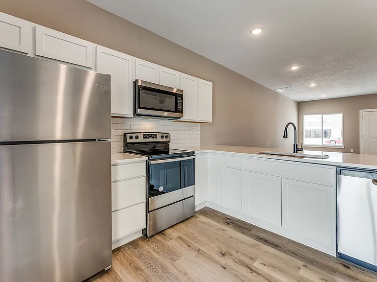 4440 N Sandplum St — Photo 5