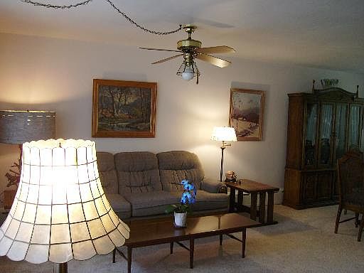 5th image of 12132 Richard Ave