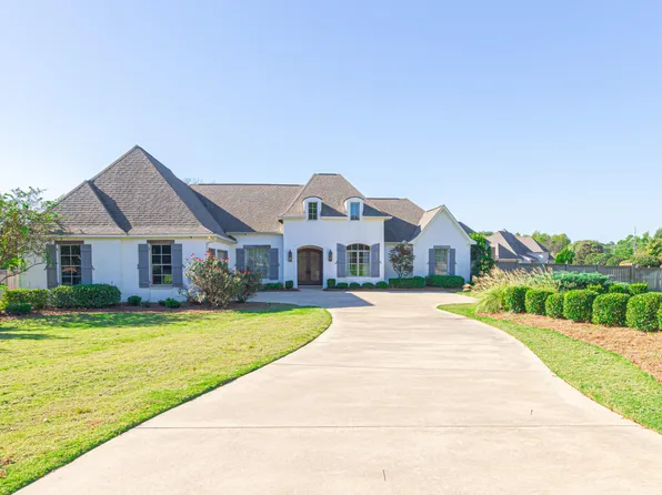 101 Chartres Dr, Madison, MS 39110