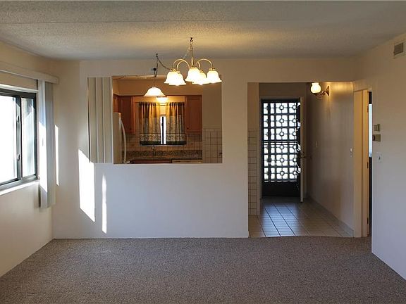 4th image of 175 Hoffman Ave APT 210