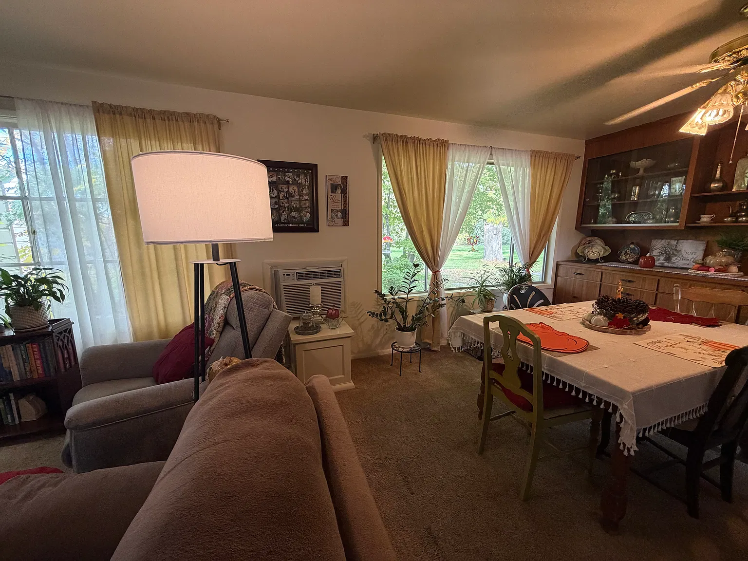 2 bed, 1.5 bath, 1768 sqft, $1,400 — Photo 4