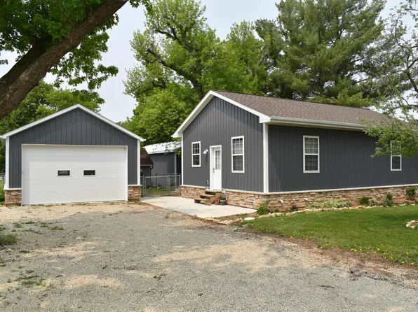 412 N Center St, Saint Ansgar, IA 50472