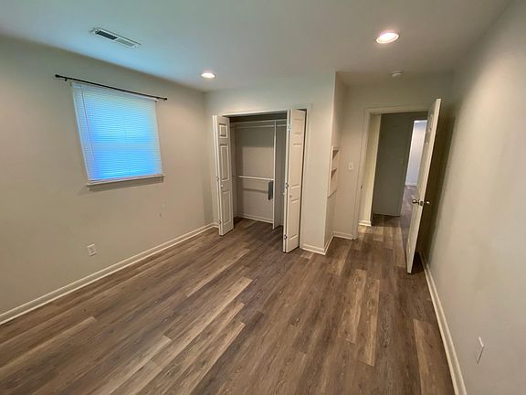 5th image of 1000 Sherrod Ave #1006