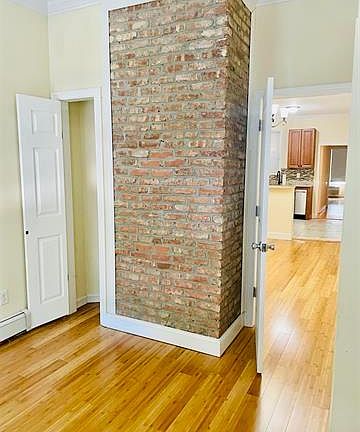5th image of 134 Lincoln St #2L