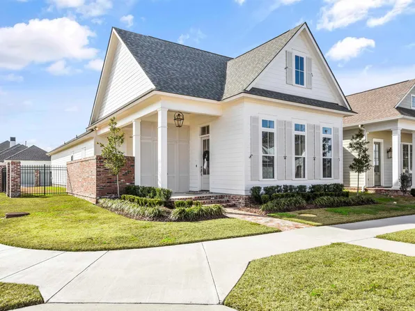 561 Conway Village Blvd, Gonzales, LA 70737