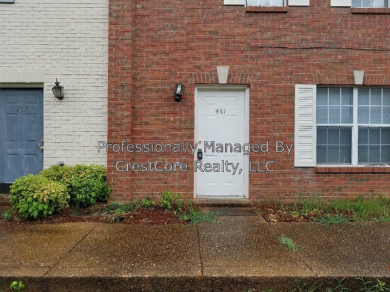 1st image of 461 Brackinhouse Pl