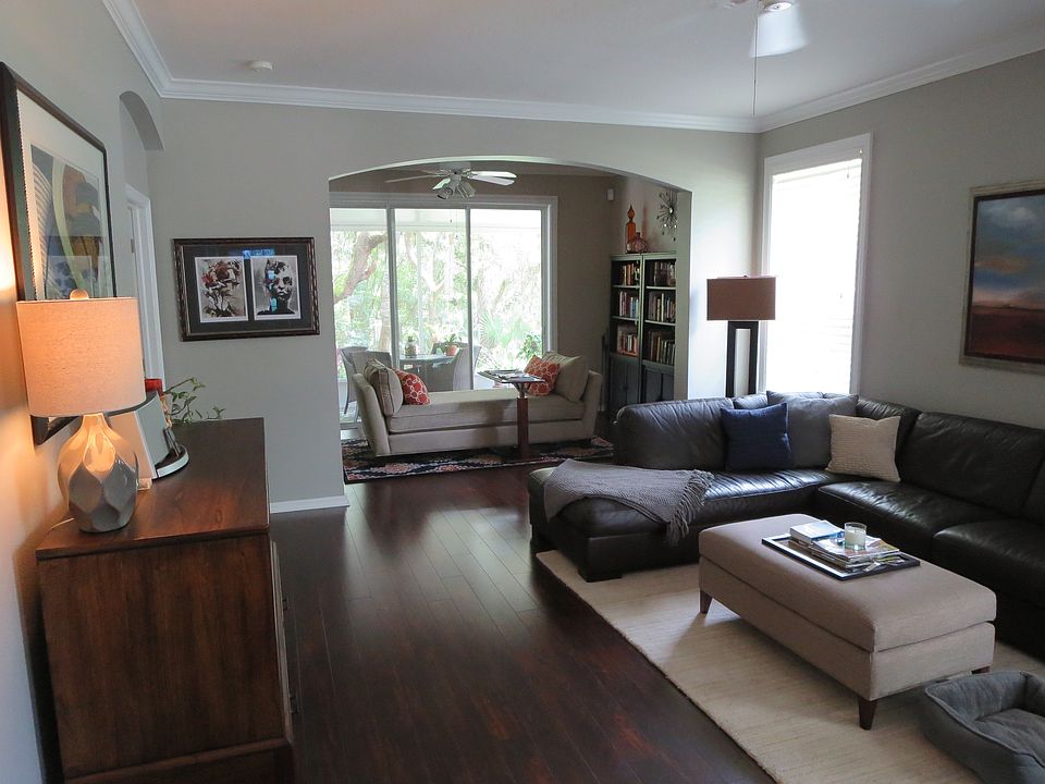 1st image of 10631 Ashford Oaks Dr