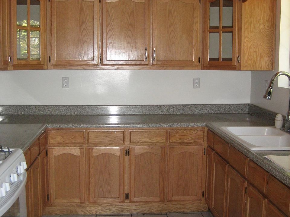1st image of 15468 Lassalette St