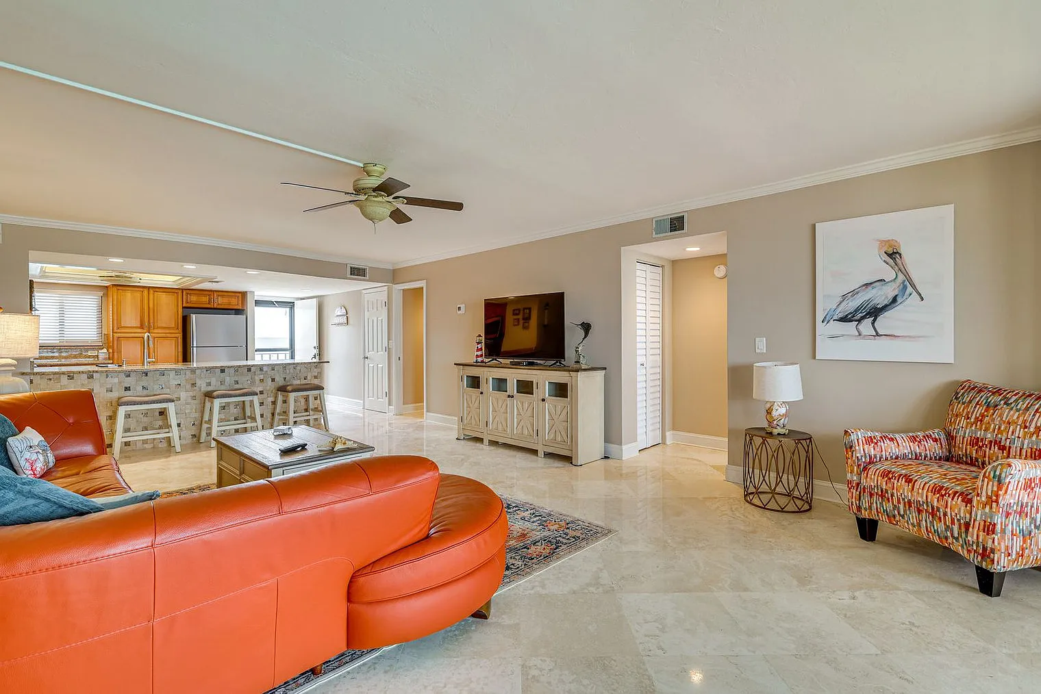 2 bed, 2.0 bath, 1291 sqft, $5,056 — Photo 3