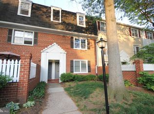 2832 S Wakefield St #C, Arlington, VA 22206