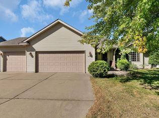 2695 Olive Ln, Sauk Rapids, MN 56379