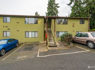 690 NW Atalanta Way APT E206, Oak Harbor, WA 98277