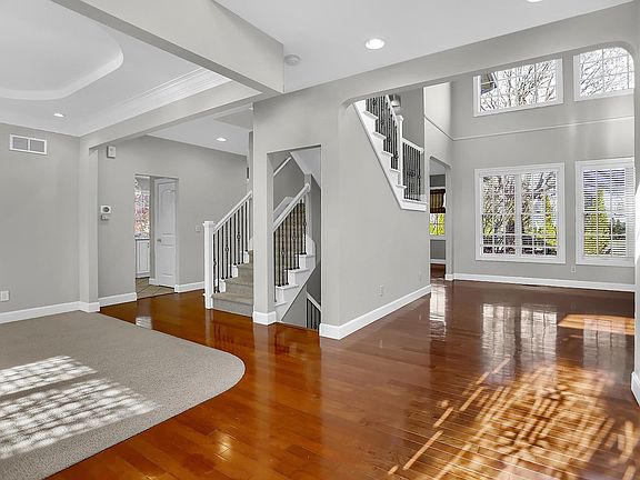 4th image of 84 Gardenia Dr
