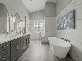 6939 W Robin Ln, Glendale, AZ 85310