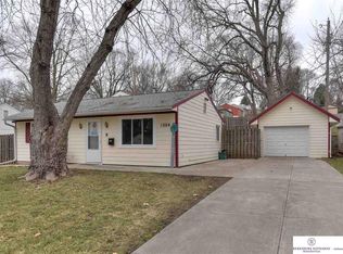 1304 N 70th Ave, Omaha, NE 68132
