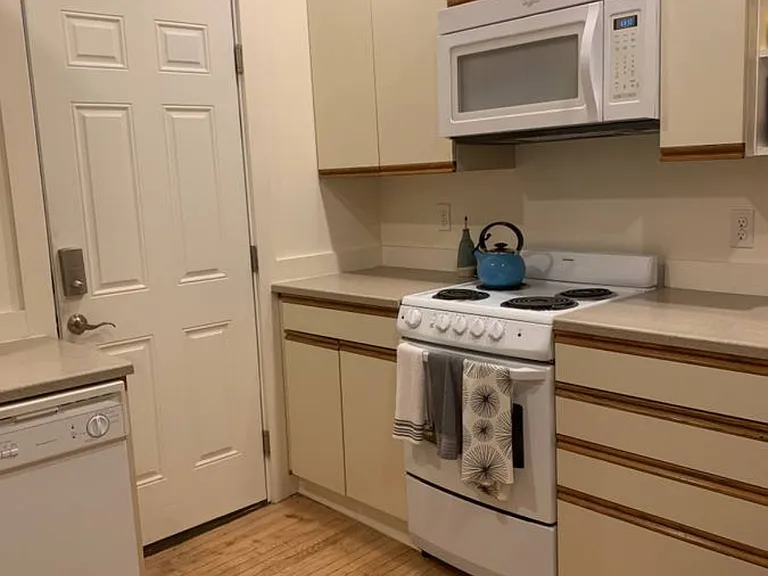 709 N Tioga St #1 — Photo 12