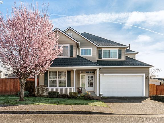2nd image of 59024 Glacier Ave