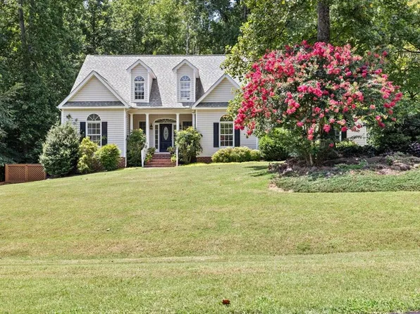 80 Chesterfield Ct, Youngsville, NC 27596