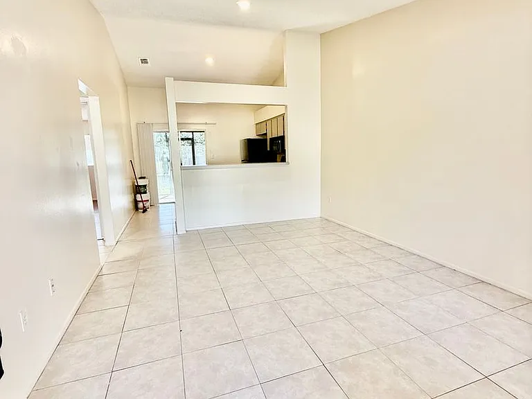 10376 Riva Ridge Trl — Photo 7