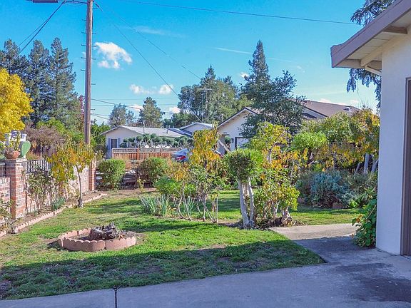 4th image of 10204 Dubon Ave
