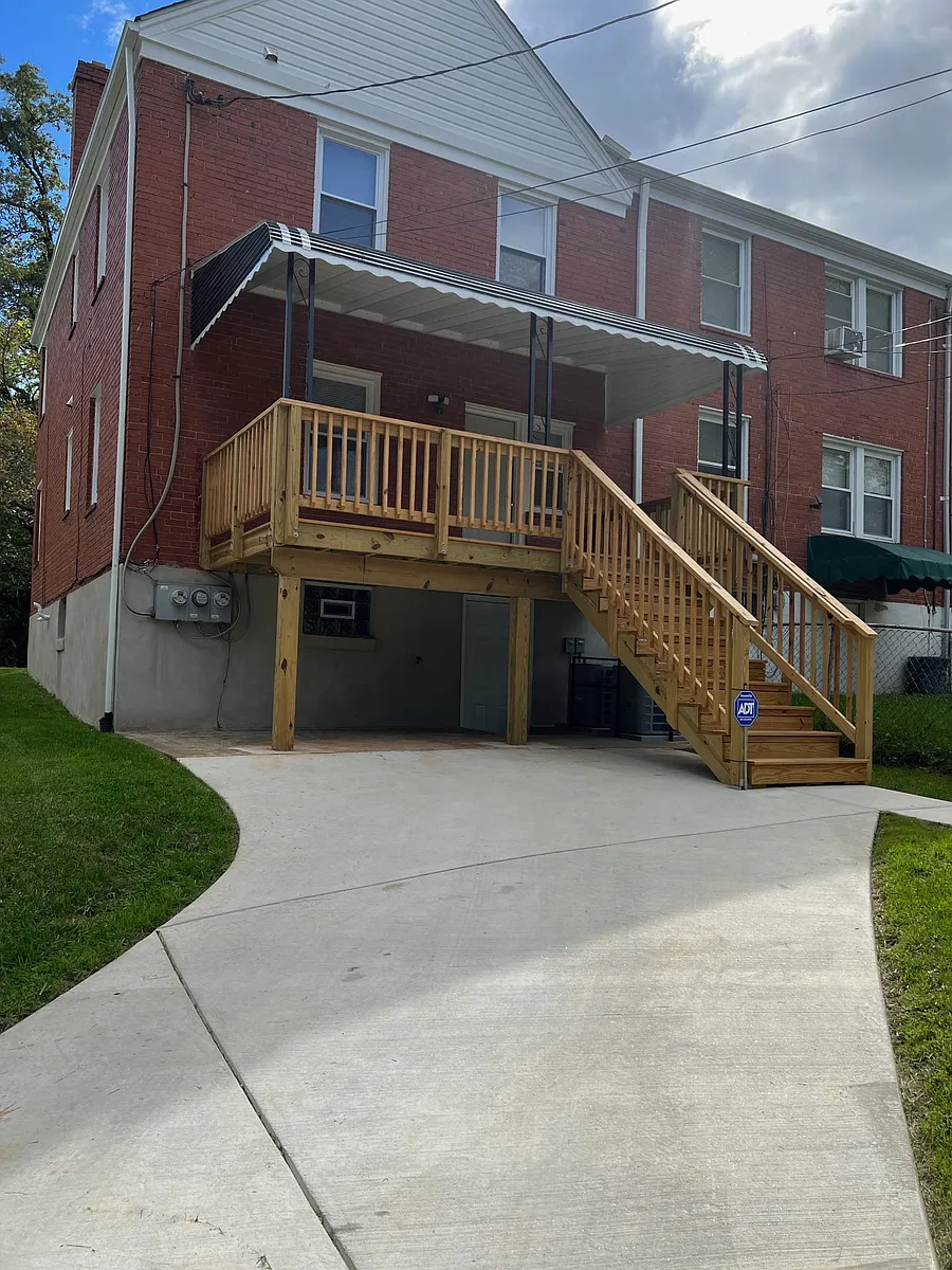 Building Photo - 4064 Edgewood Rd #1