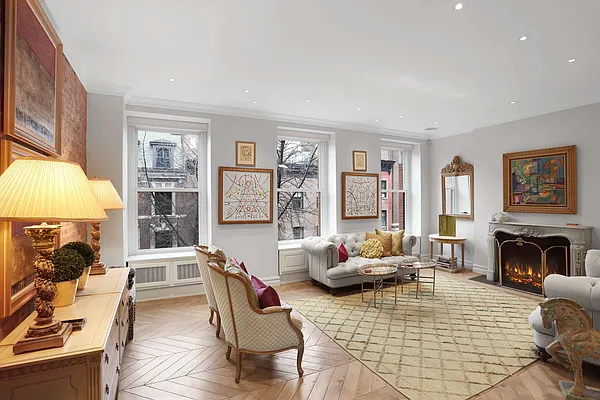 Sold by Compass | media 1