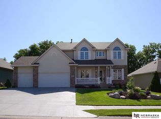 8131 S 103rd St, La Vista, NE 68128