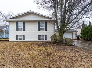 1211 Brentwood Ct, Normal, IL 61761