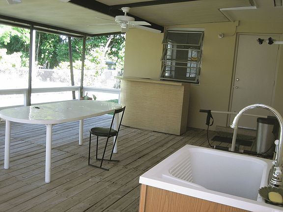 2nd image of 1271 Meadowlark Ave