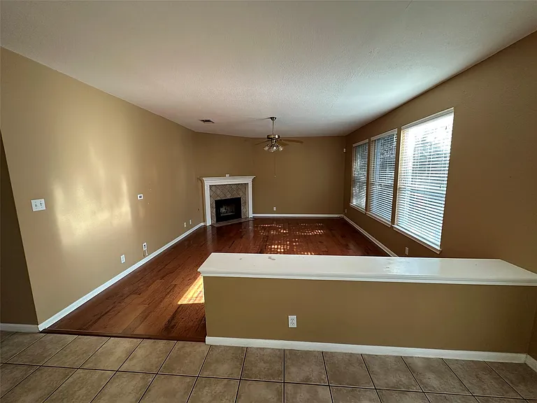 9212 Sommerland Way — Photo 4