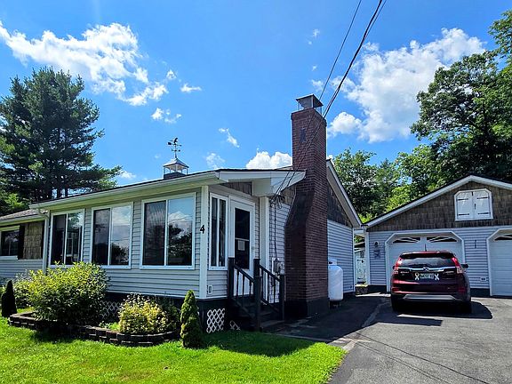 2nd image of 4 Woodsdale Drive