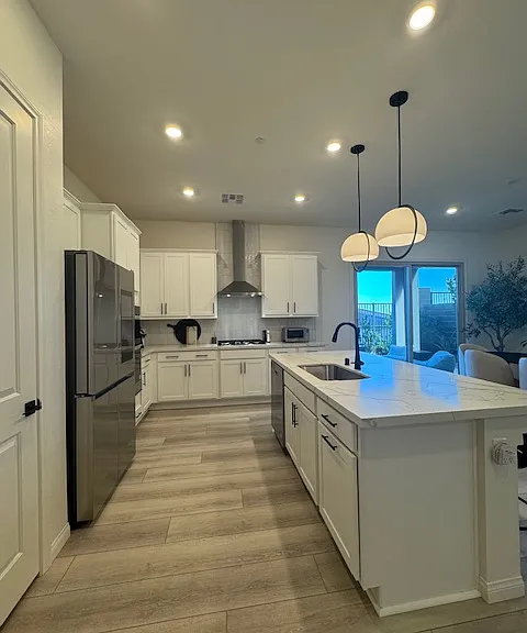 2 pantries in kitchen