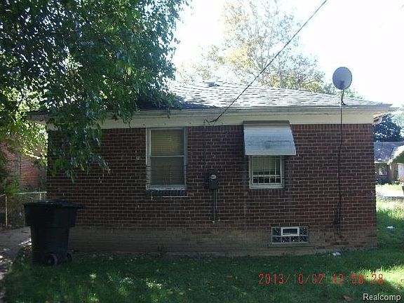 2nd image of 9766 Kensington Ave