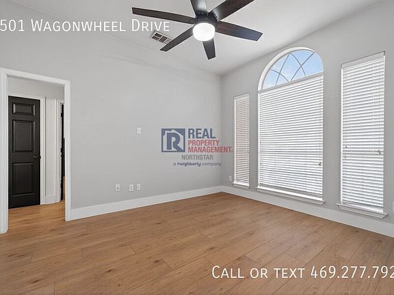 5th image of 2501 Wagonwheel Dr