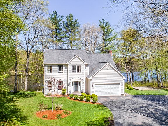 554 Douglas Rd - Northbridge