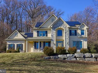 1340 Jasmine Ln, Lancaster, PA 17601