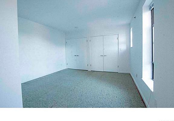 4th image of 140 Broadway St APT 1